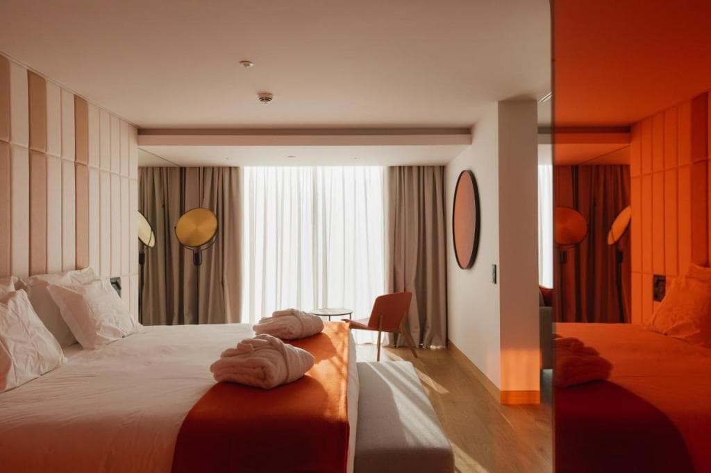 Lumen Hotel & The Lisbon Light Show