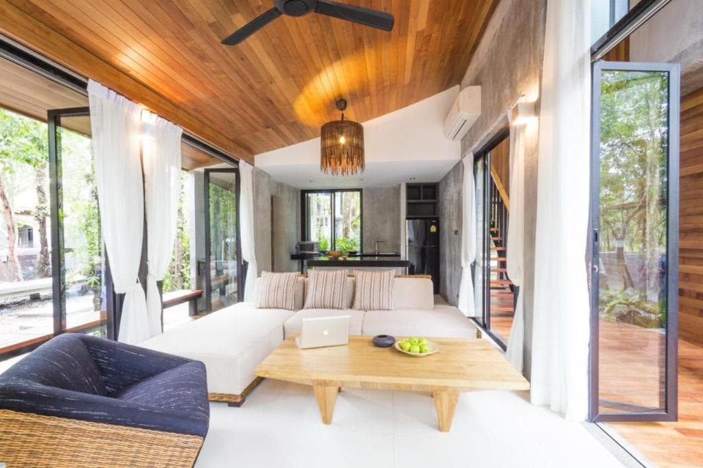 Villa Thalanena By The Beach