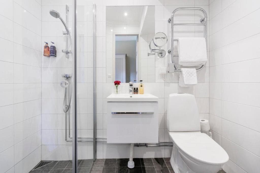 Home Hotel Wellington
