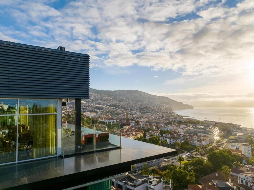 The Views Baia - Adults Only
