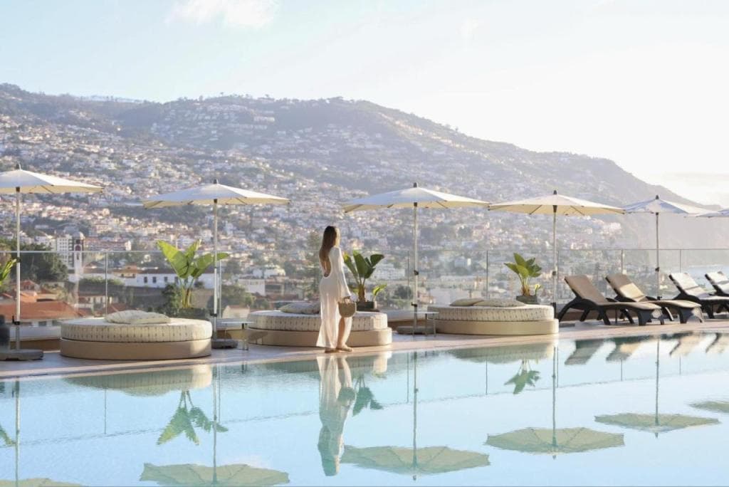 The Views Baia - Adults Only