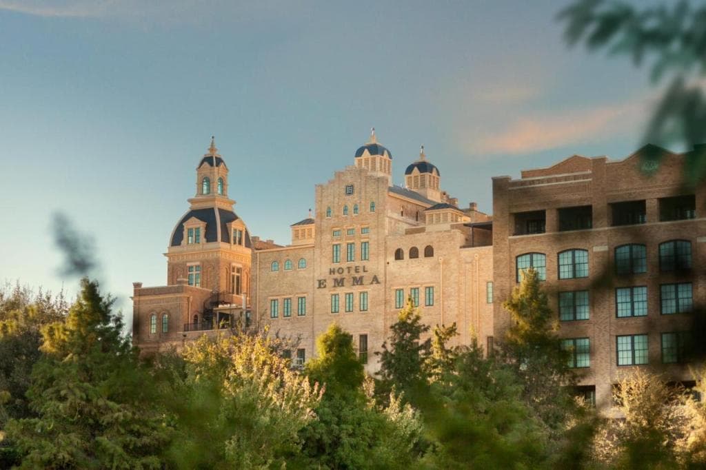 Hotel Emma at Pearl on the Riverwalk