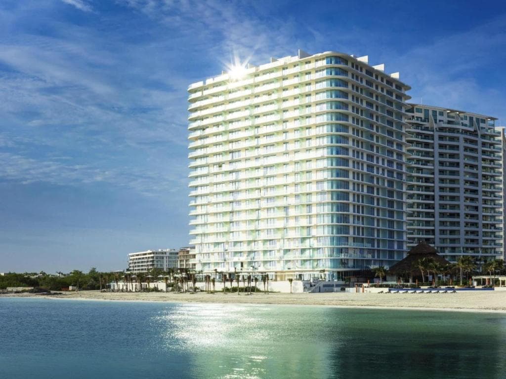 SLS Cancun