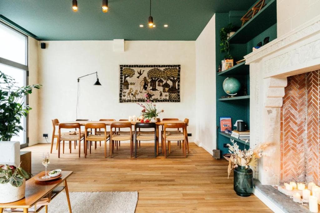 Chambre d'Amis by Alix