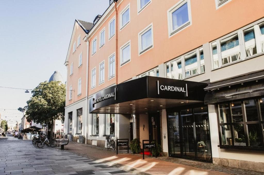 Home Hotel Cardinal