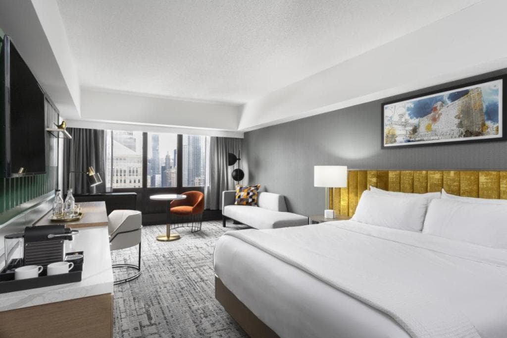 voco Chicago Downtown - Riverwalk by IHG