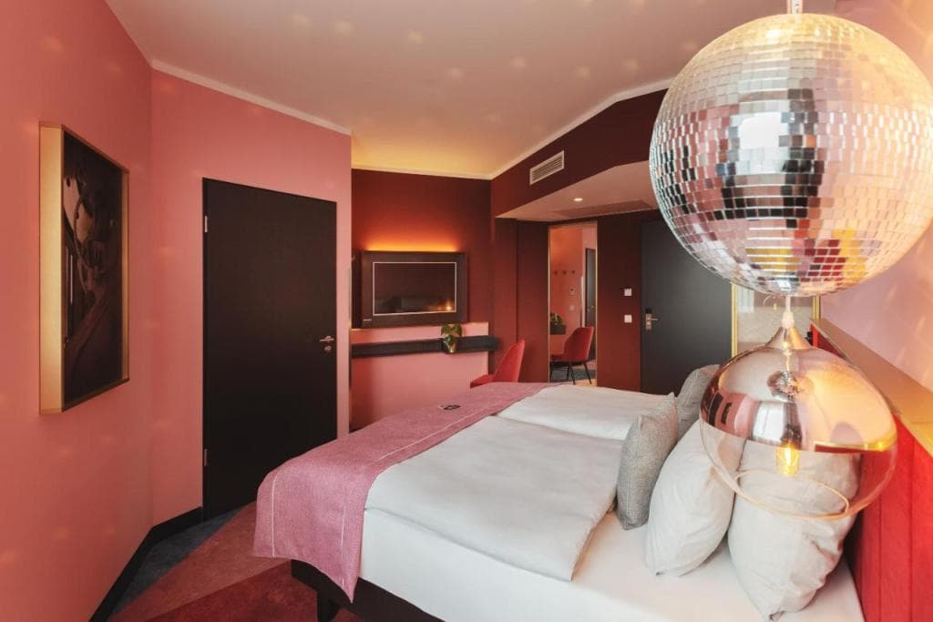 Holiday Inn - the niu, Loco Munich North by IHG