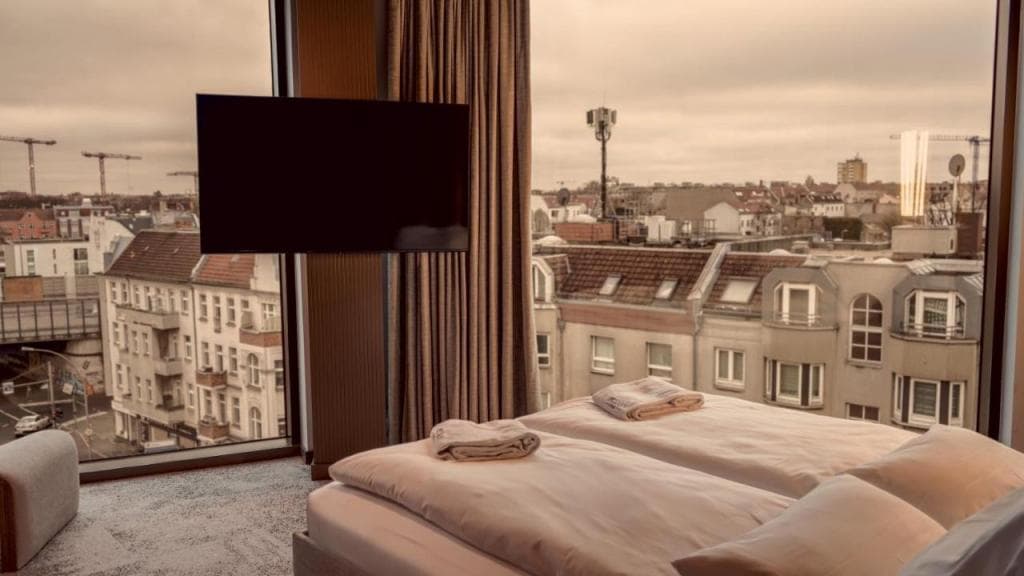 Bellman Hotel