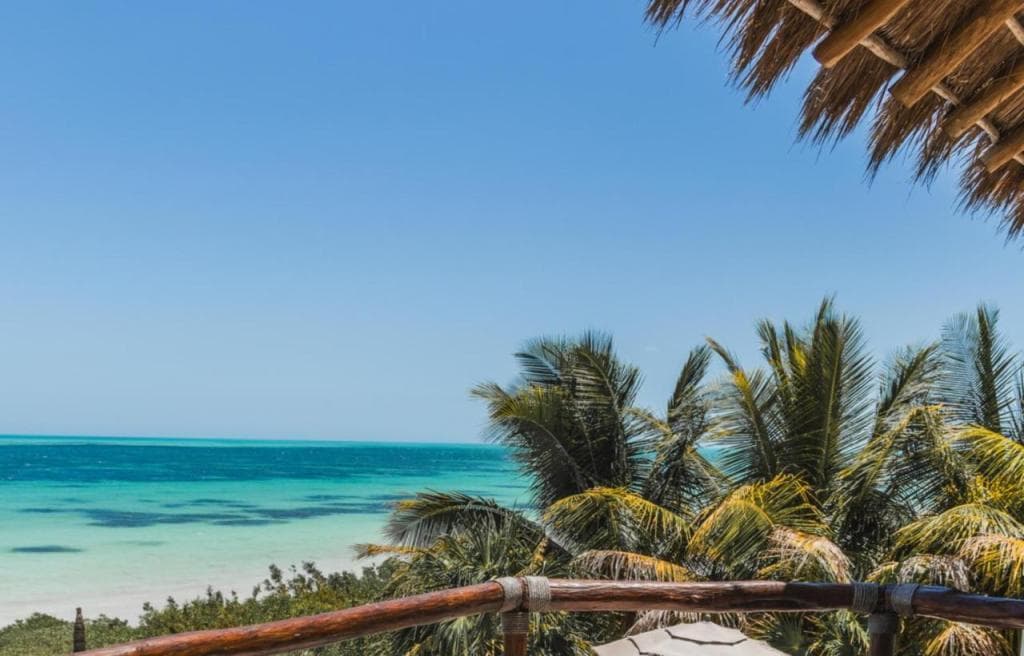 Casa Punta Coco & Beach Club