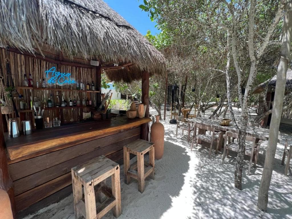 Casa Punta Coco & Beach Club