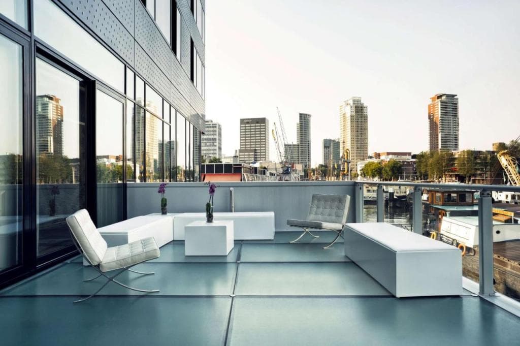 Mainport Hotel Rotterdam, Curio Collection by Hilton
