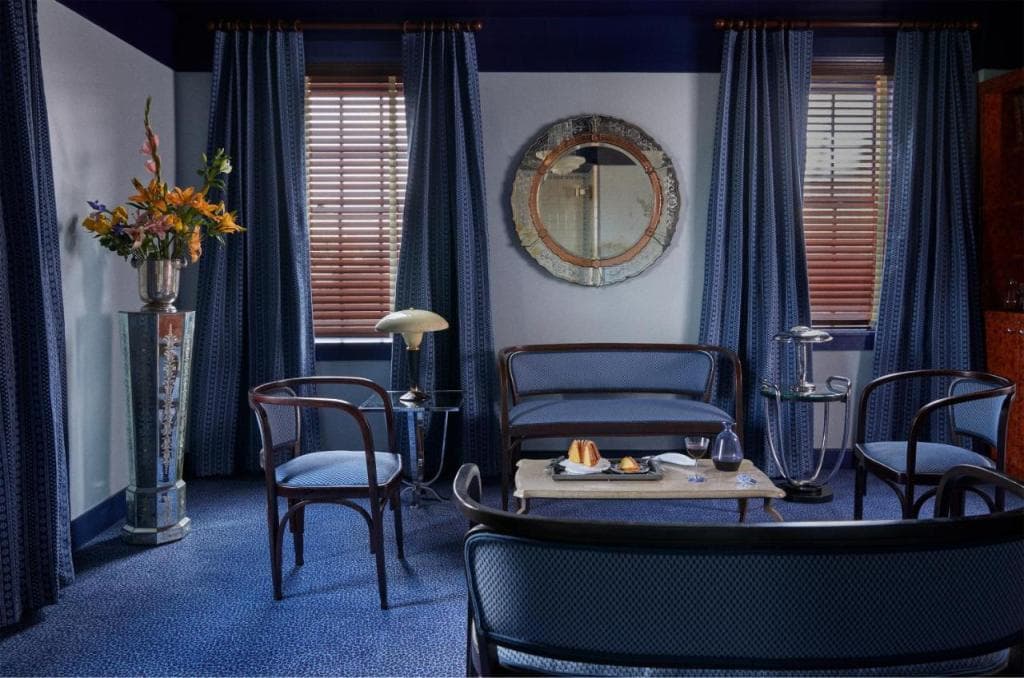 Ulysses, an Ash Hotel