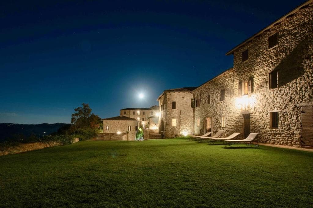Castello di Viano