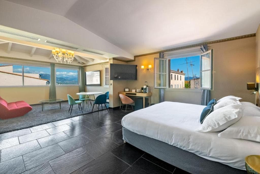Hotel POZZO DI BORGO