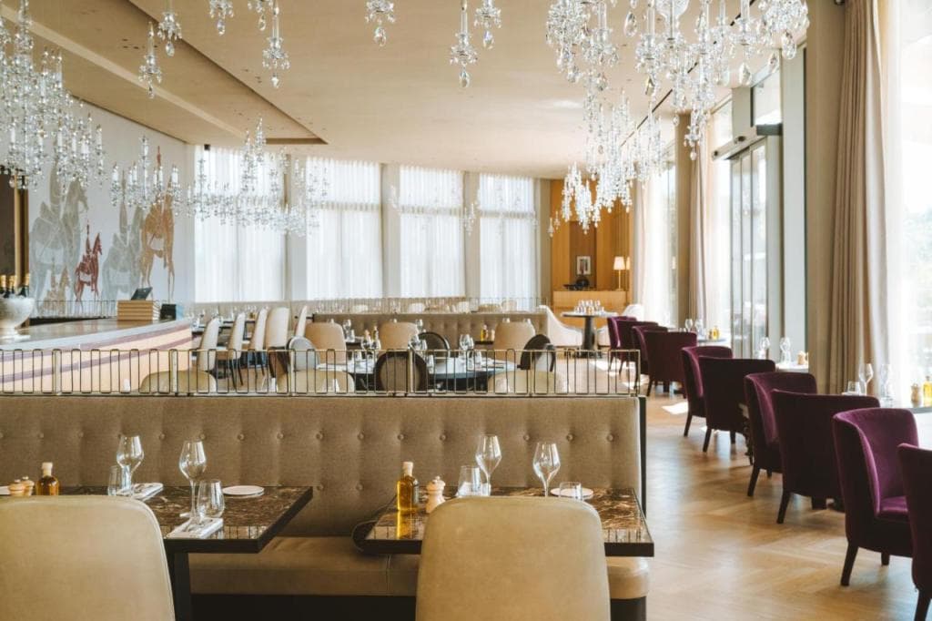 Royal Champagne Hotel & Spa