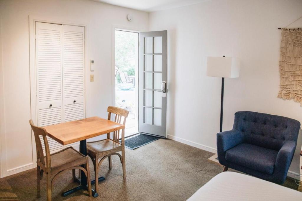 Cottage Inn & Spa