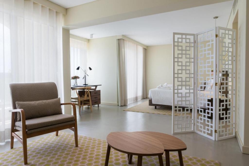 OZADI Tavira Hotel