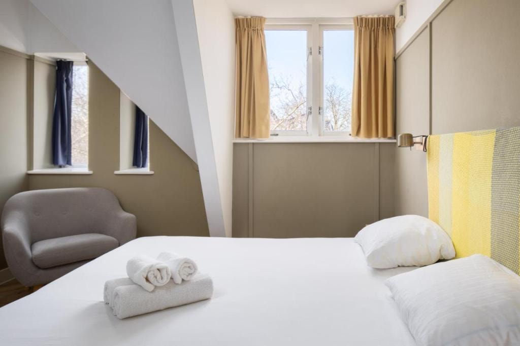 Hotel Light