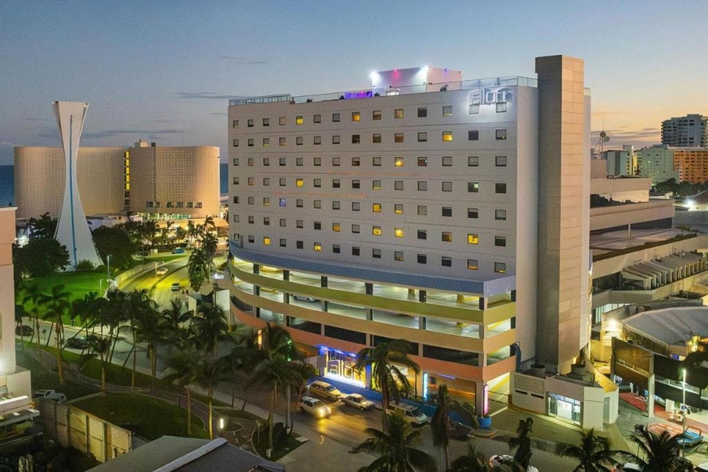 Aloft by Marriott Cancun