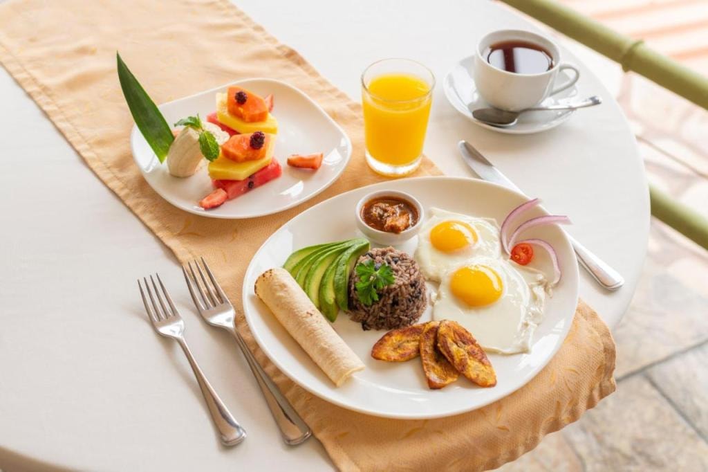 Issimo Suites (Adults Only)