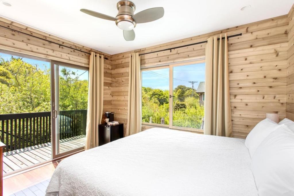 The Pines Men-Only Stay, Fire Island Pines