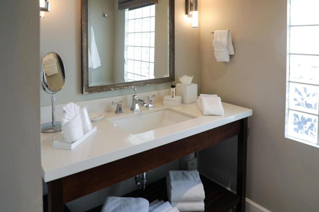 Almond Tree Inn - Adults Only, Key West, USA, Downtown Key West