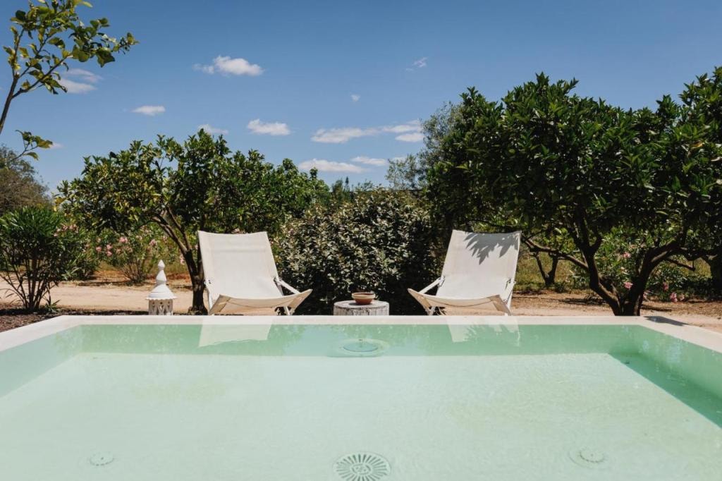 Laranjal Farm House