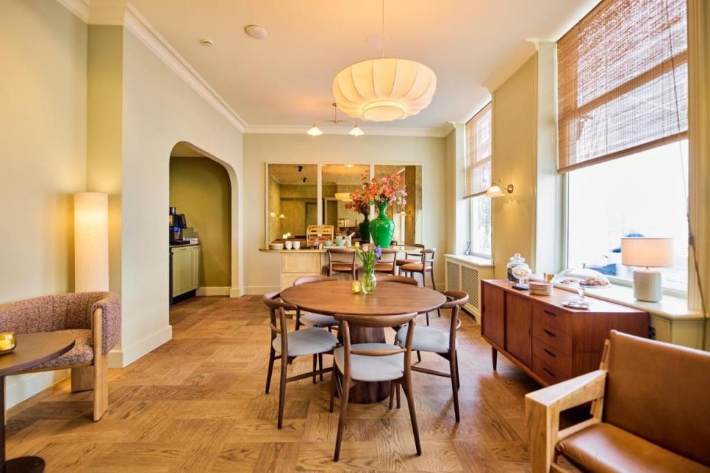ARQ Paleis Hotel