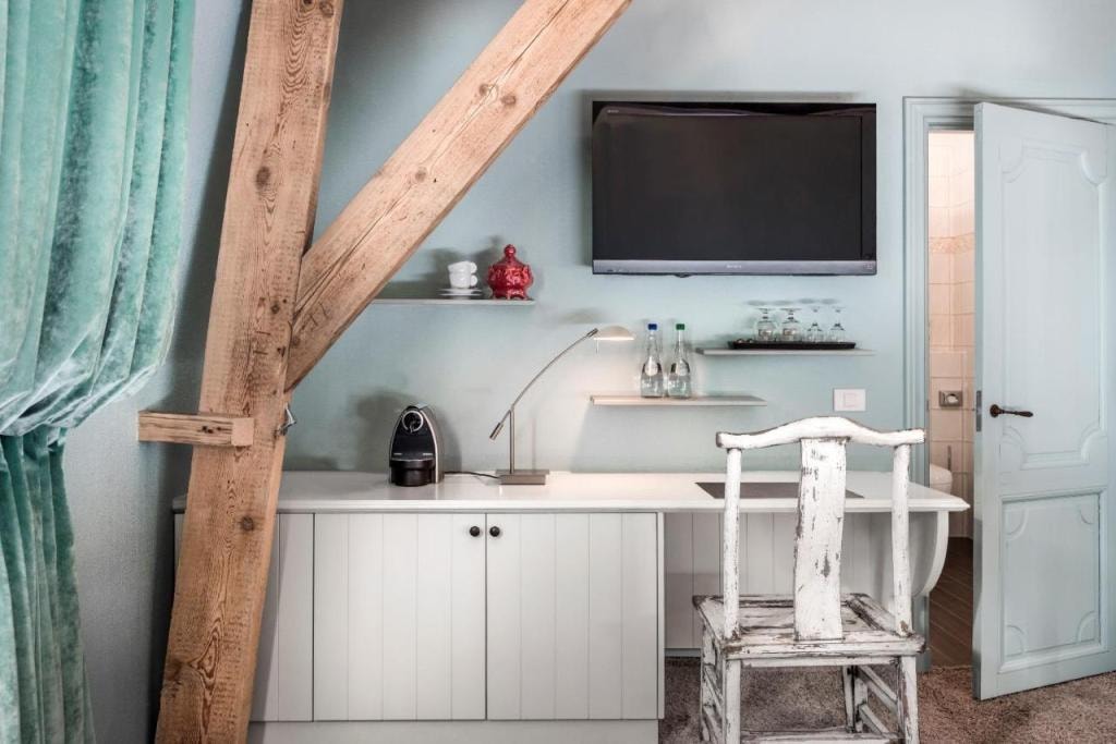 Main Street Hotel