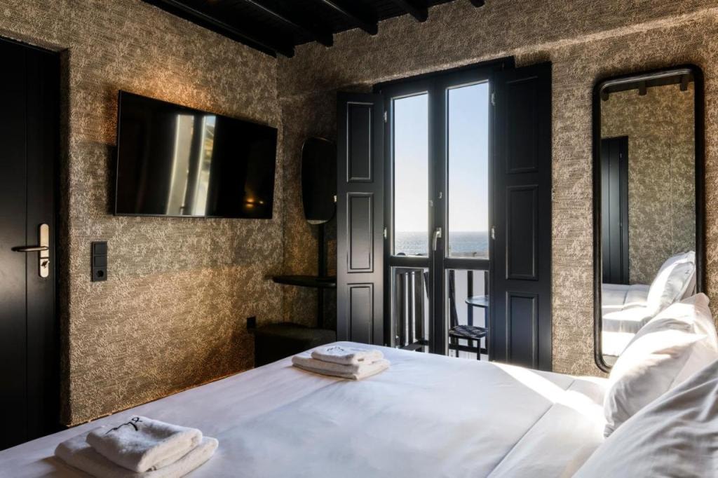 She Mykonos Boutique Hotel