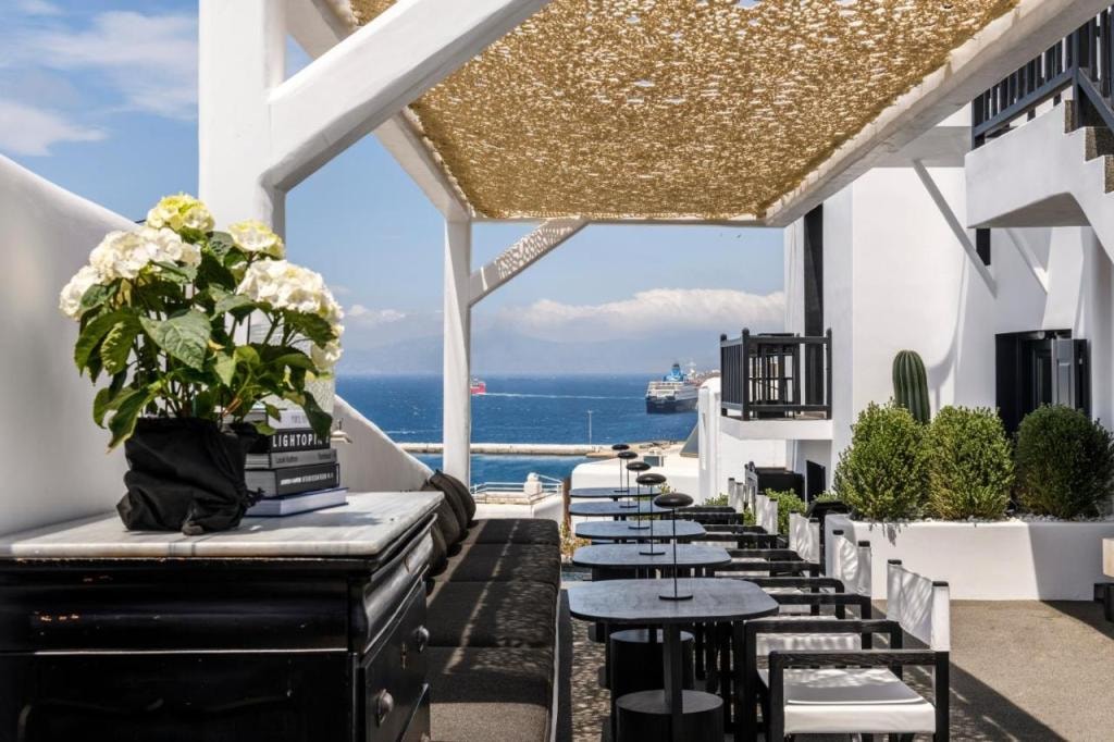She Mykonos Boutique Hotel