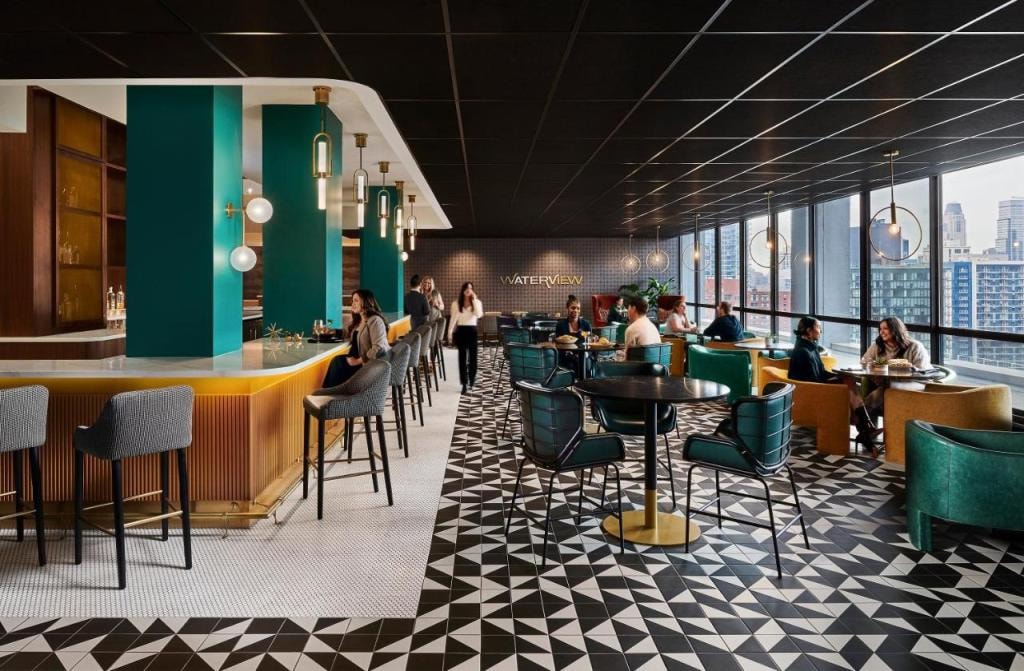 voco Chicago Downtown - Riverwalk by IHG