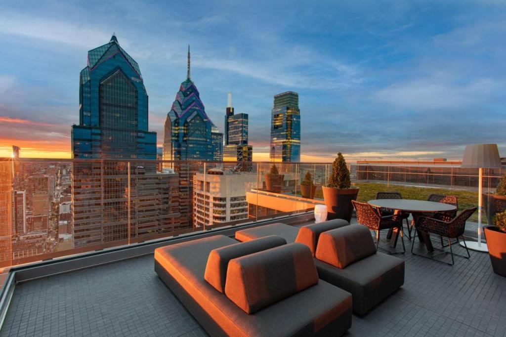 W Philadelphia