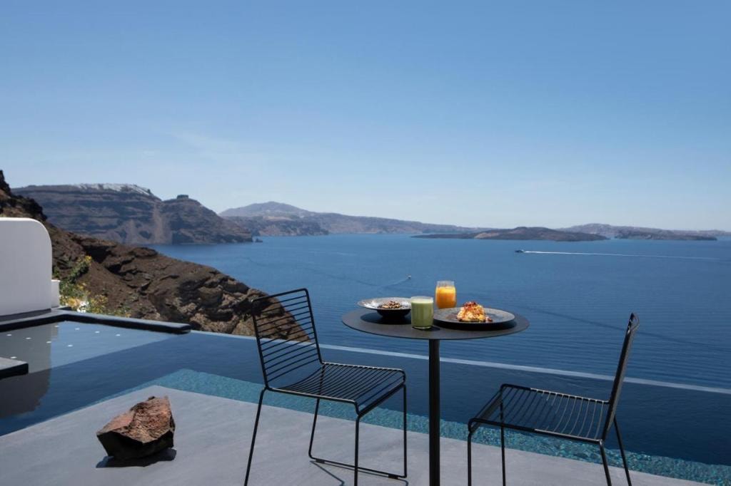 Abyss Santorini
