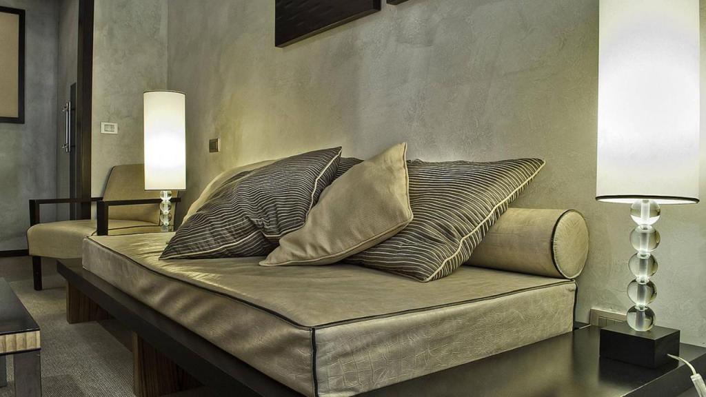 Intown Luxury House