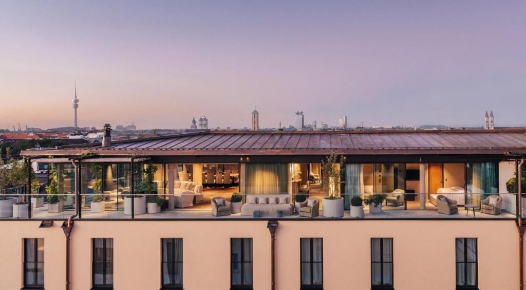 Hotel Bayerischer Hof - The Leading Hotels of the World