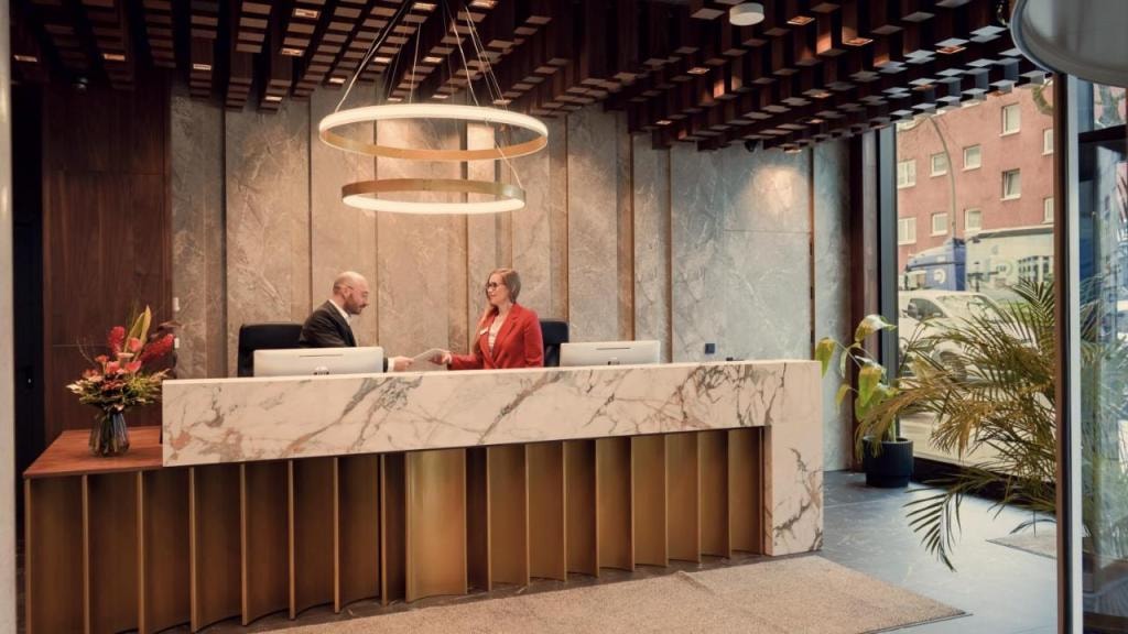 Bellman Hotel