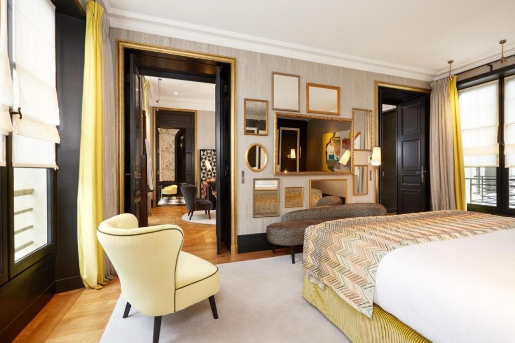 Le Pavillon de la Reine & Spa, Place des Vosges