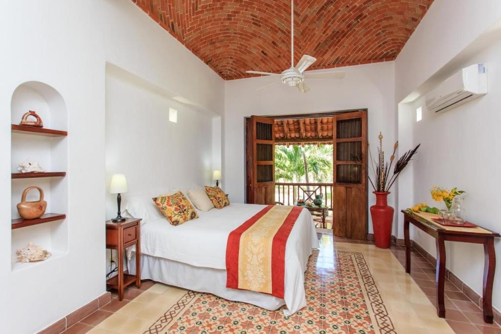 Hotel Esencia