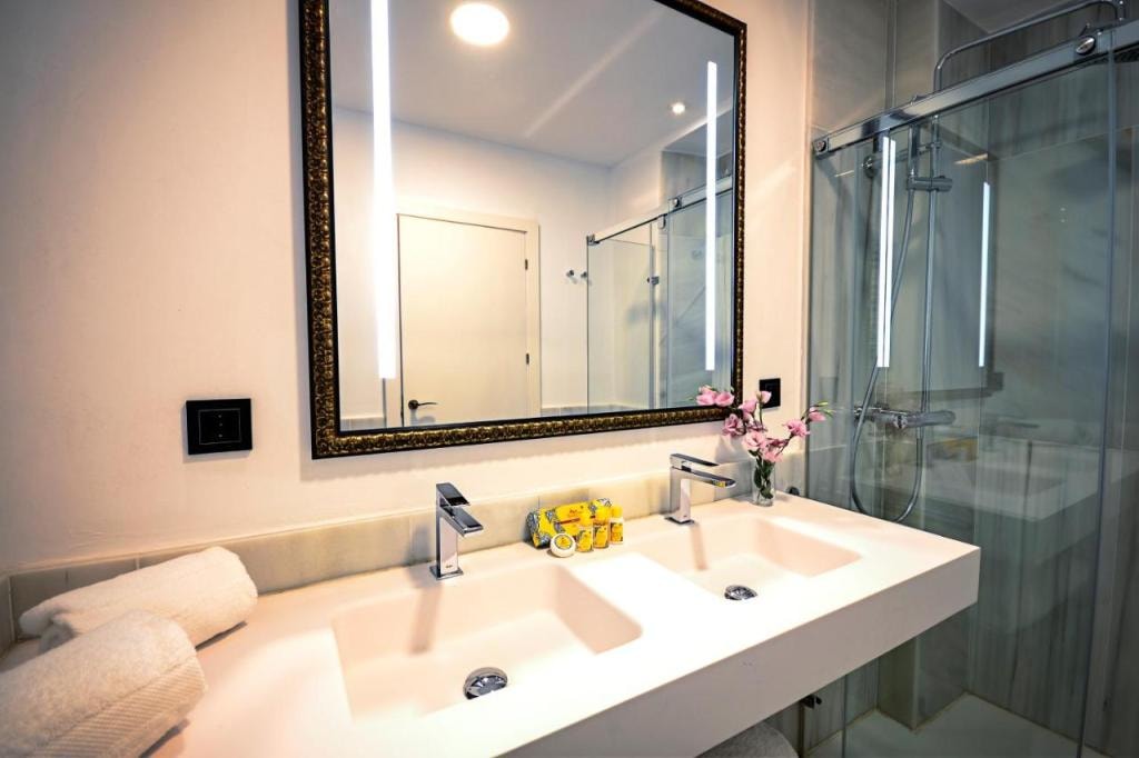 Hotel Legado Alcazar
