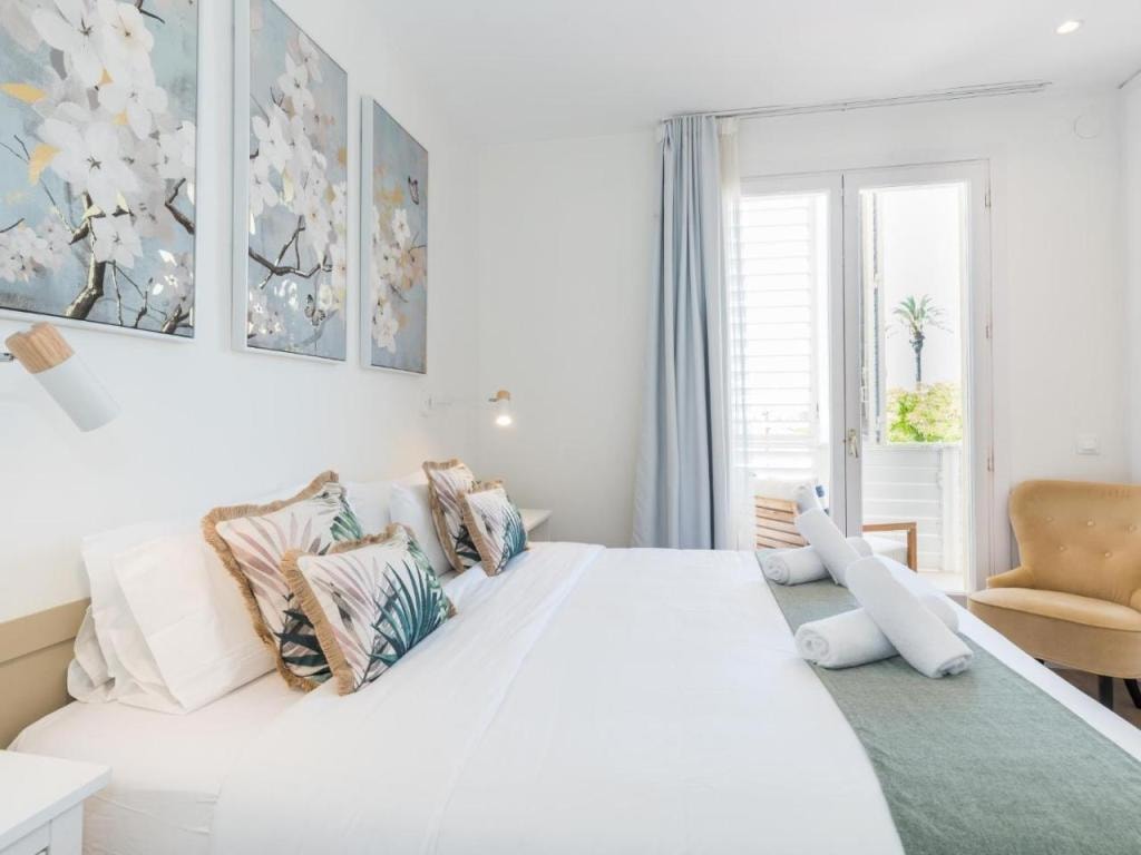 Sitges Spaces Seaside Paradise, Beachfront