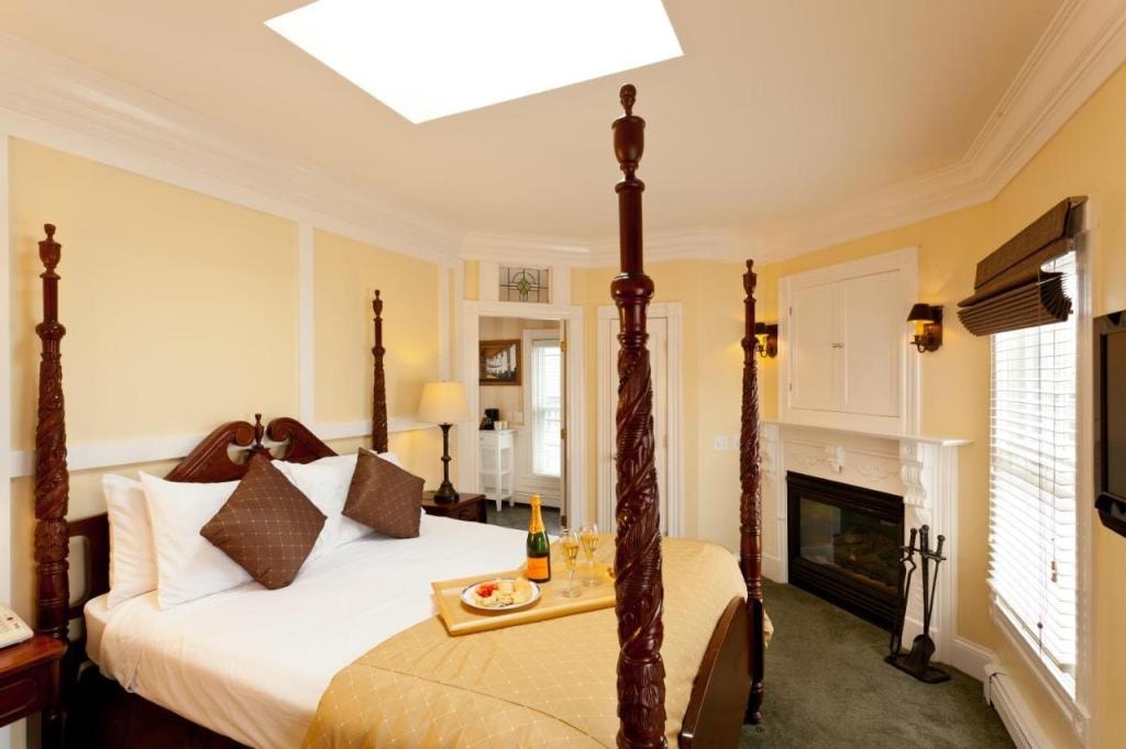 Crowne Pointe Historic Inn Adults Only, Provincetown