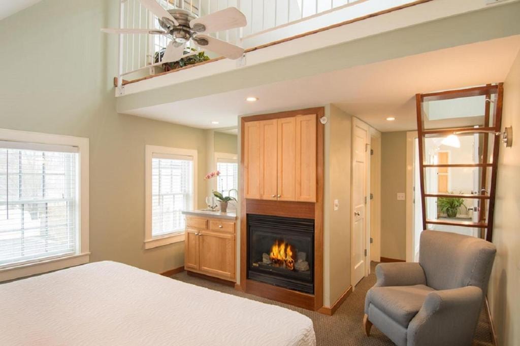 8 Dyer Hotel, Provincetown
