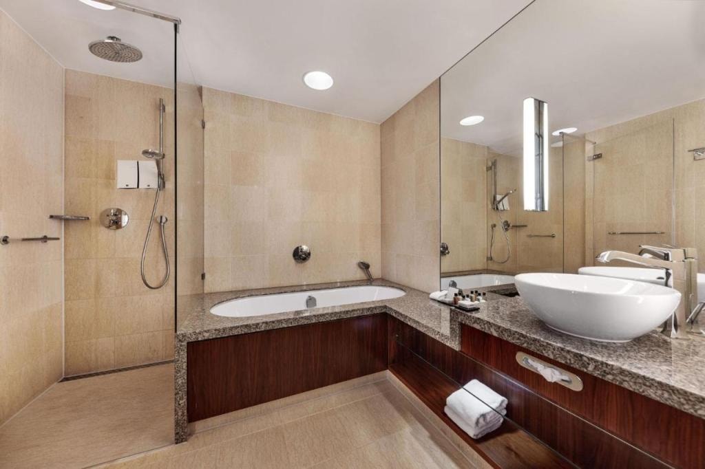 Hotel Okura Amsterdam, The Leading Hotels of the World