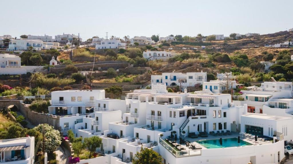 Rochari Hotel