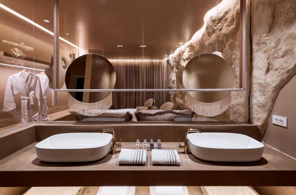 Ethereum Luxury Suites, a member of Mykonos Highlights
