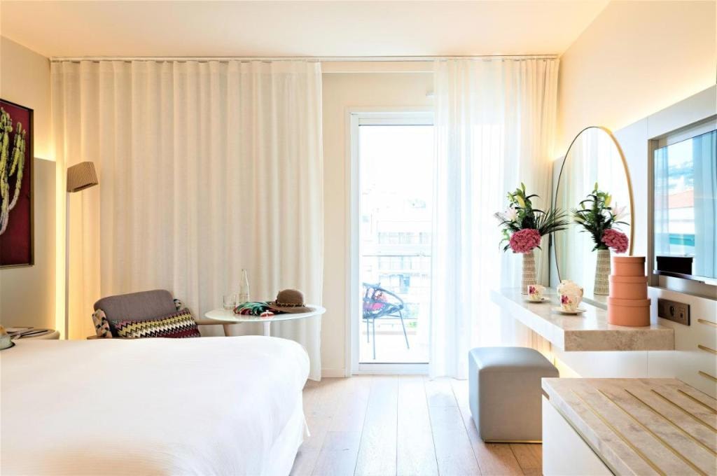 Croisette Beach Hotel Cannes - MGallery Collection