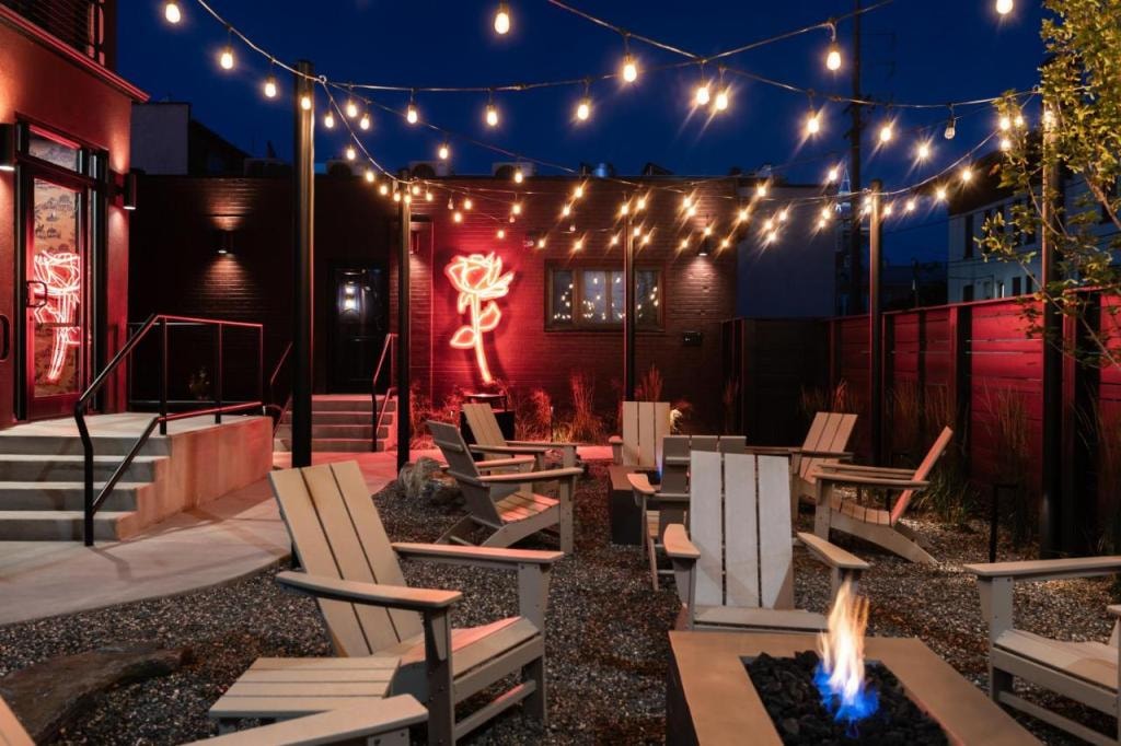 The Hotel Melrose