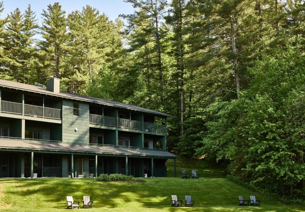 Bluebird Cady Hill Lodge