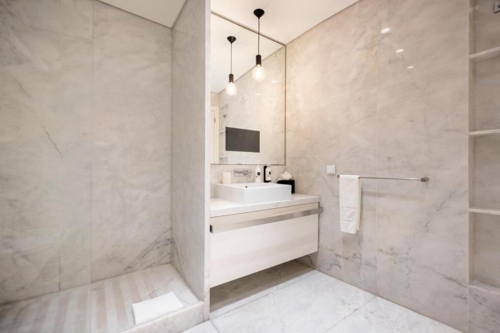 Chiado Square Apartments | Lisbon Best Apartments